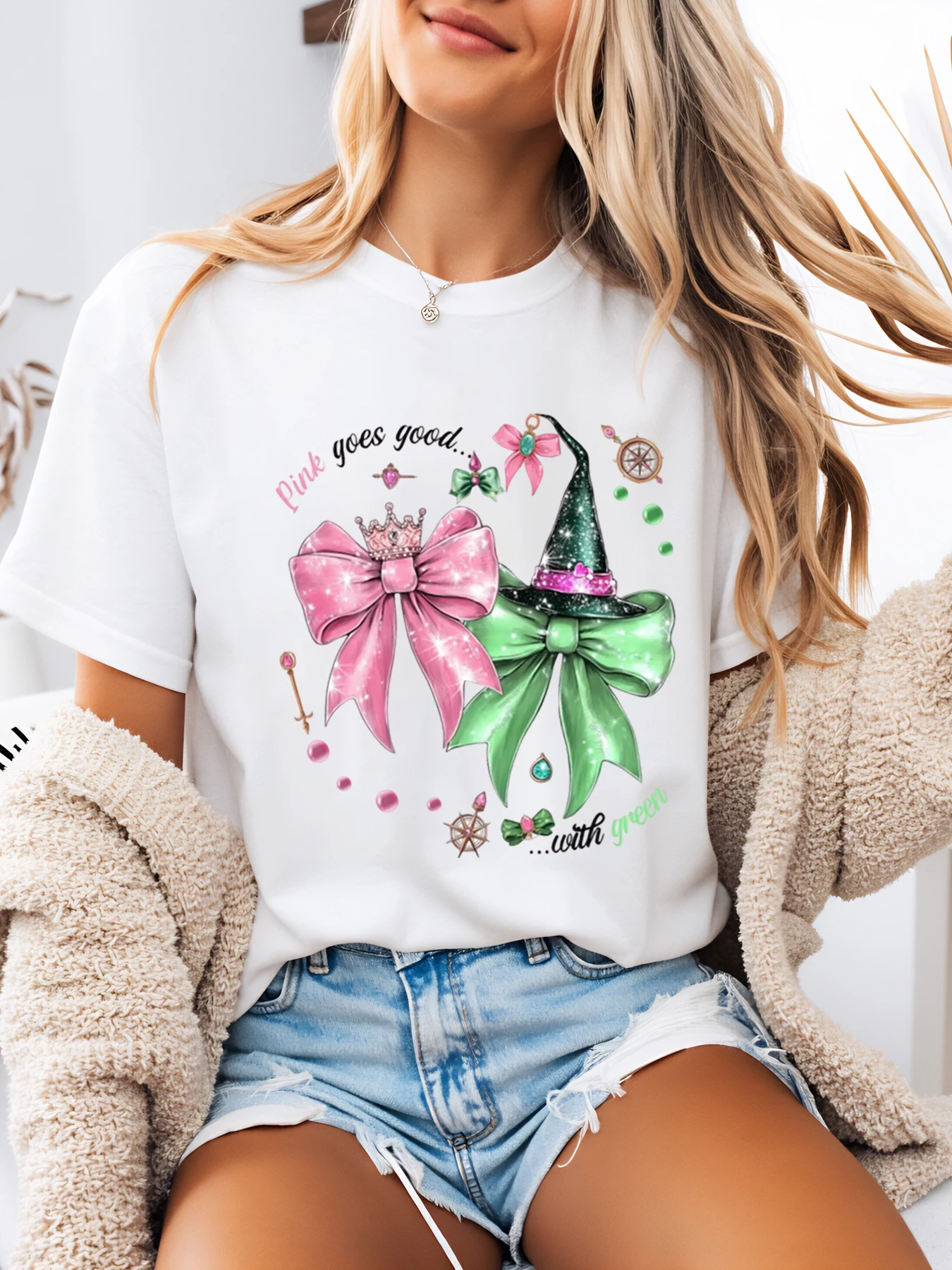 Pink Bow and Green Witch Hat Print Halloween T-Shirt Women Casual Wear Party Outfit White Plus-Size