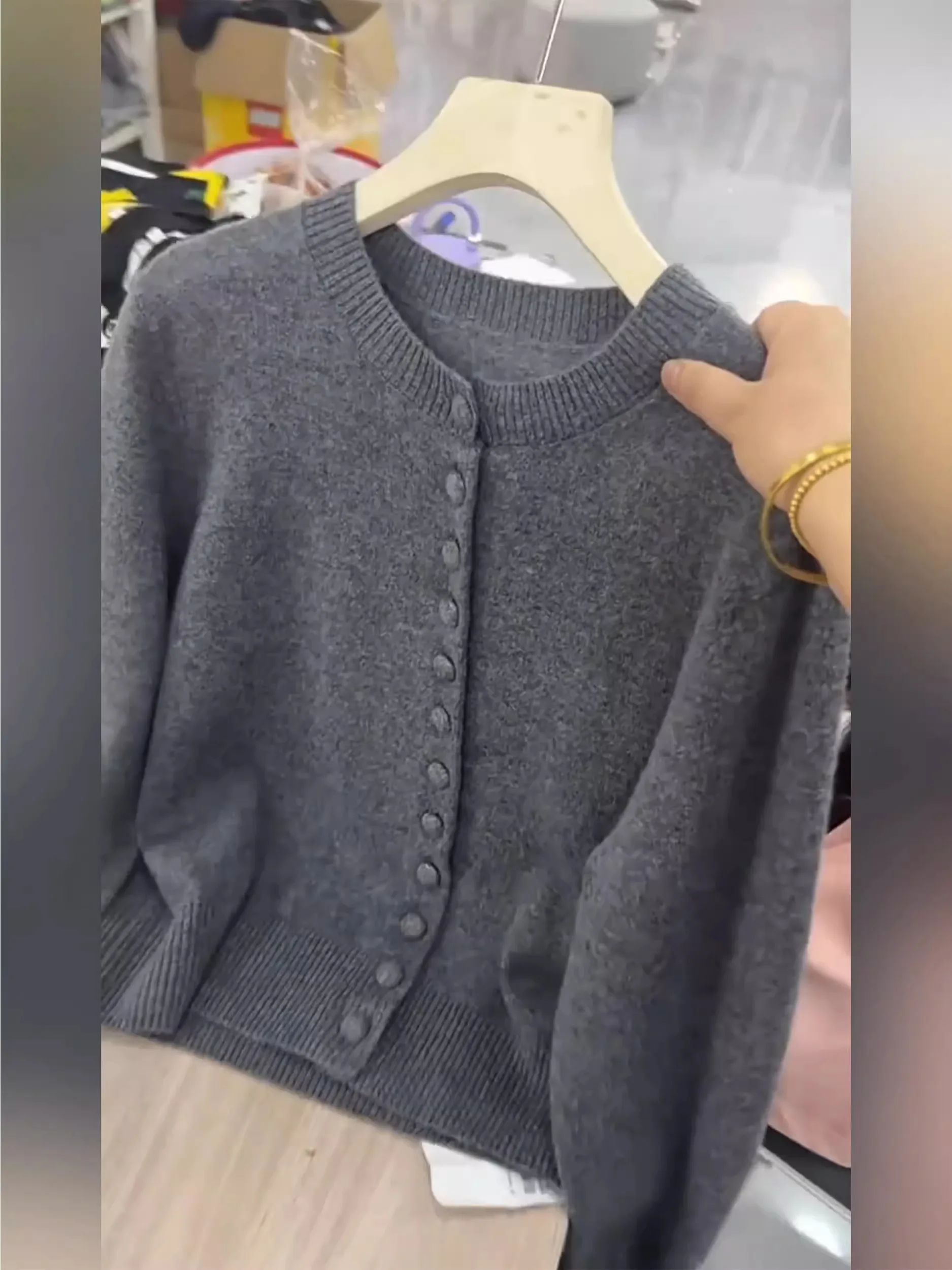 

Minimalist round Neck Short Knitted Cardigan Women's Autumn Winter Slimming Long Sleeve Top Trendy Commute Style Loose Fit