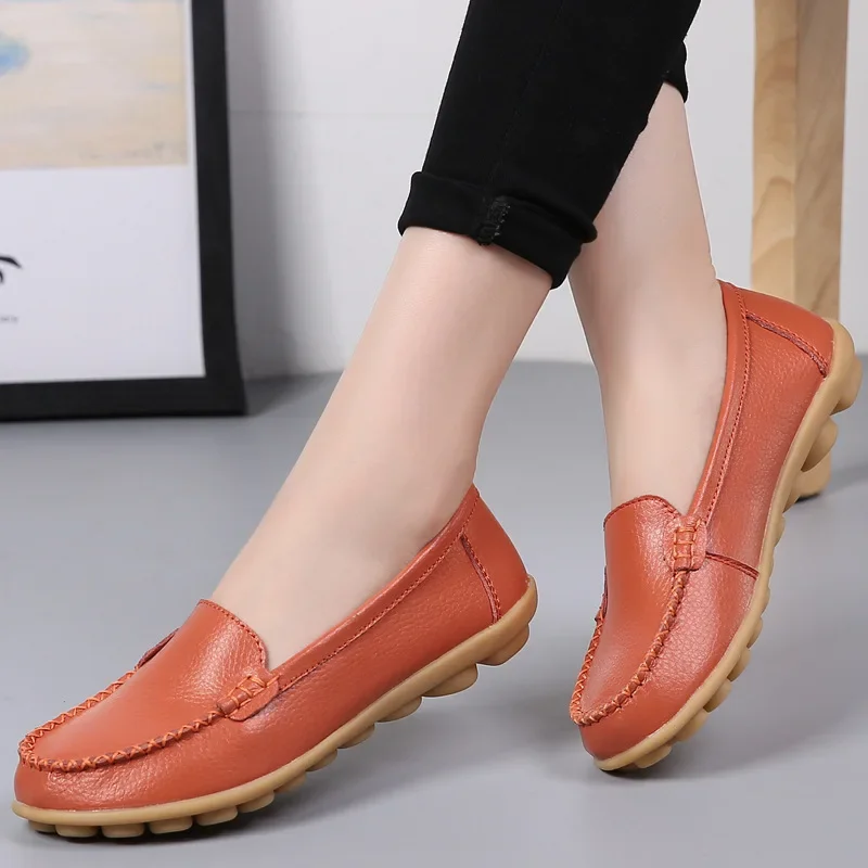 Genuine Leather Shoes Woman Soft Boat shoes for Women Flats shoes Big size 35-44 Ladies Loafers Non-Slip Sturdy Sole