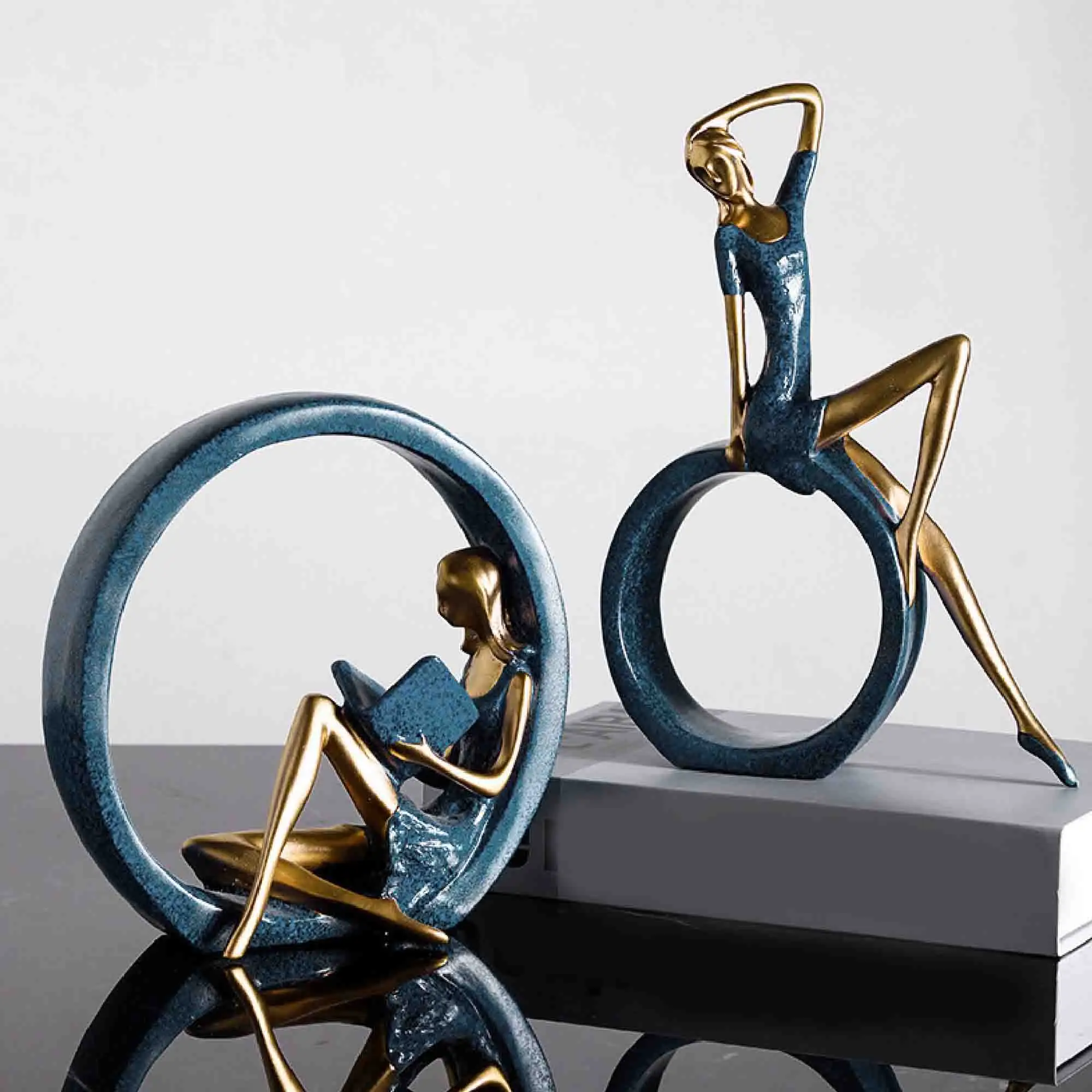 

Art Sculpture Modern Small Statues Set, Resin Crafts Figurines, Reading Girl and Yoga Girl, Decoration for Home Library Offices