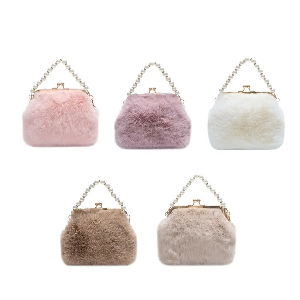 

Portable Pearl Evening Bag Fluffy Kiss Lock Shell Crossbody Bag Single Shoulder Cheongsam Accessories Faux Fur Handbag Women