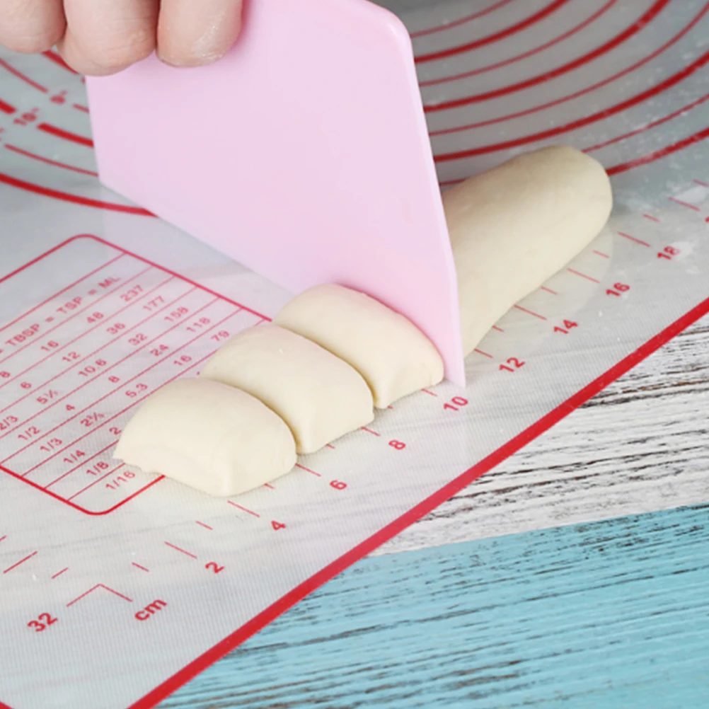 

14 Pcs Cake Scraper Plastic Sawtooth Cake Spatula Baking Utensils Cream Shaving Cut Pink White Food Grade PP Safe Healthy