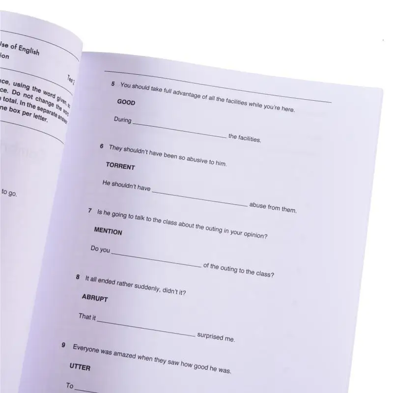 English Master C2 Key Word Transformation 20 اختبارات ممارسة لكامبريدج C2 الكفاءة مارغريت كوز 9781913825652 #4