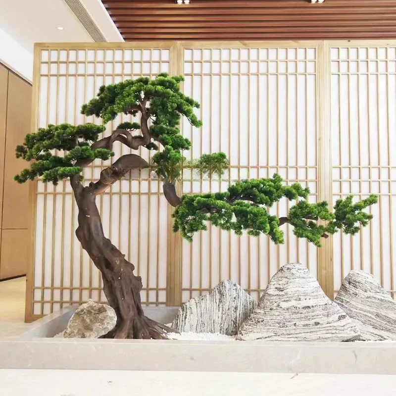 A  Large simulated pine wood carving cedar Chinese clubhouse welcome pine ornament exhibition hall decoration