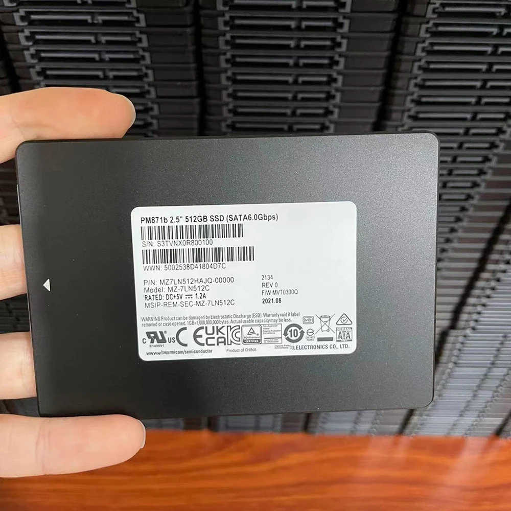 Dysk SSD do dysków półprzewodnikowych Samsung PM871b MZ7LN512HAJQ-00000 512G SATA 2.5"