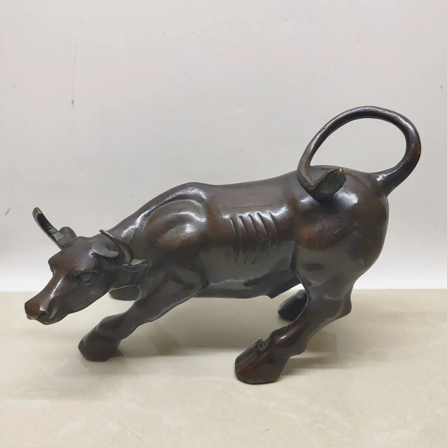 Collectible Chinese Copper Bronze bullfight Ornament Statue Amulet