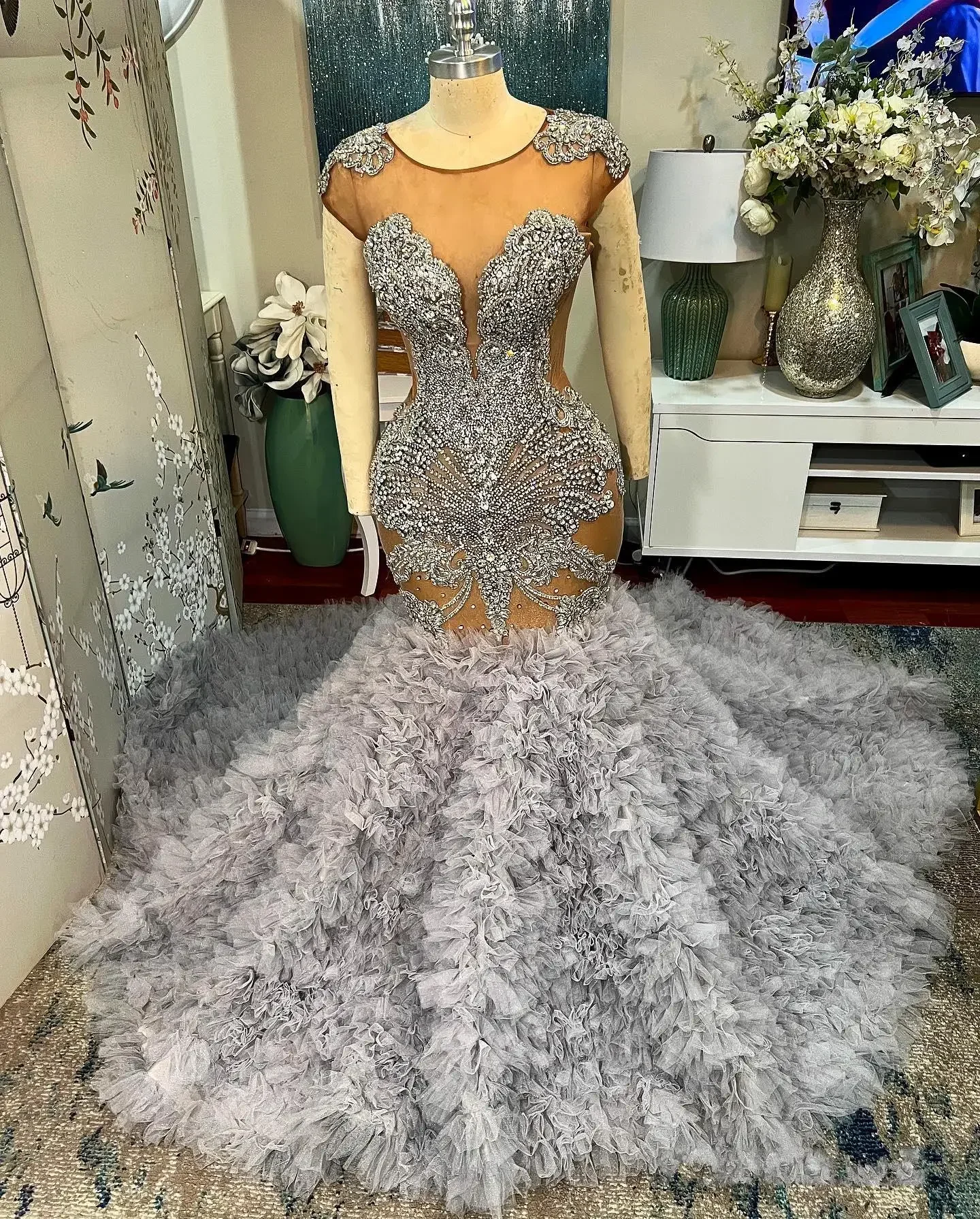 Customized Luxury Handwork Crystals Beads Mermaid Wedding Dress Vestidos De Novia Arabic Cap Sleeves Tiers Tulle  Bridal Gown