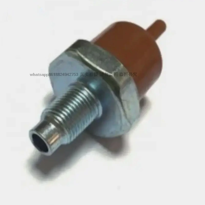 Parts Air pressure sensor MD176361 for 4M50 engine MD176361