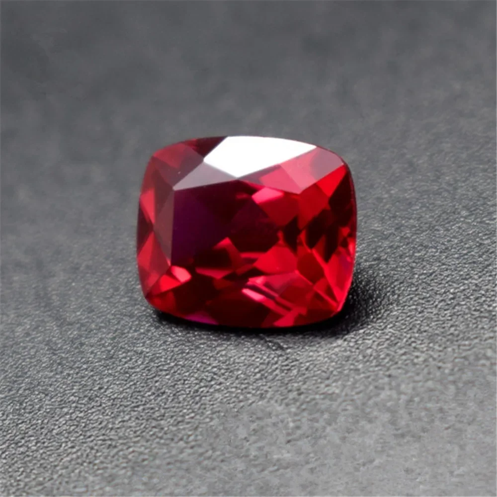 وسادة روبي مستطيلة الأوجه مقطوعة من جوهرة الياقوت مقاسات متعددة للاختيار