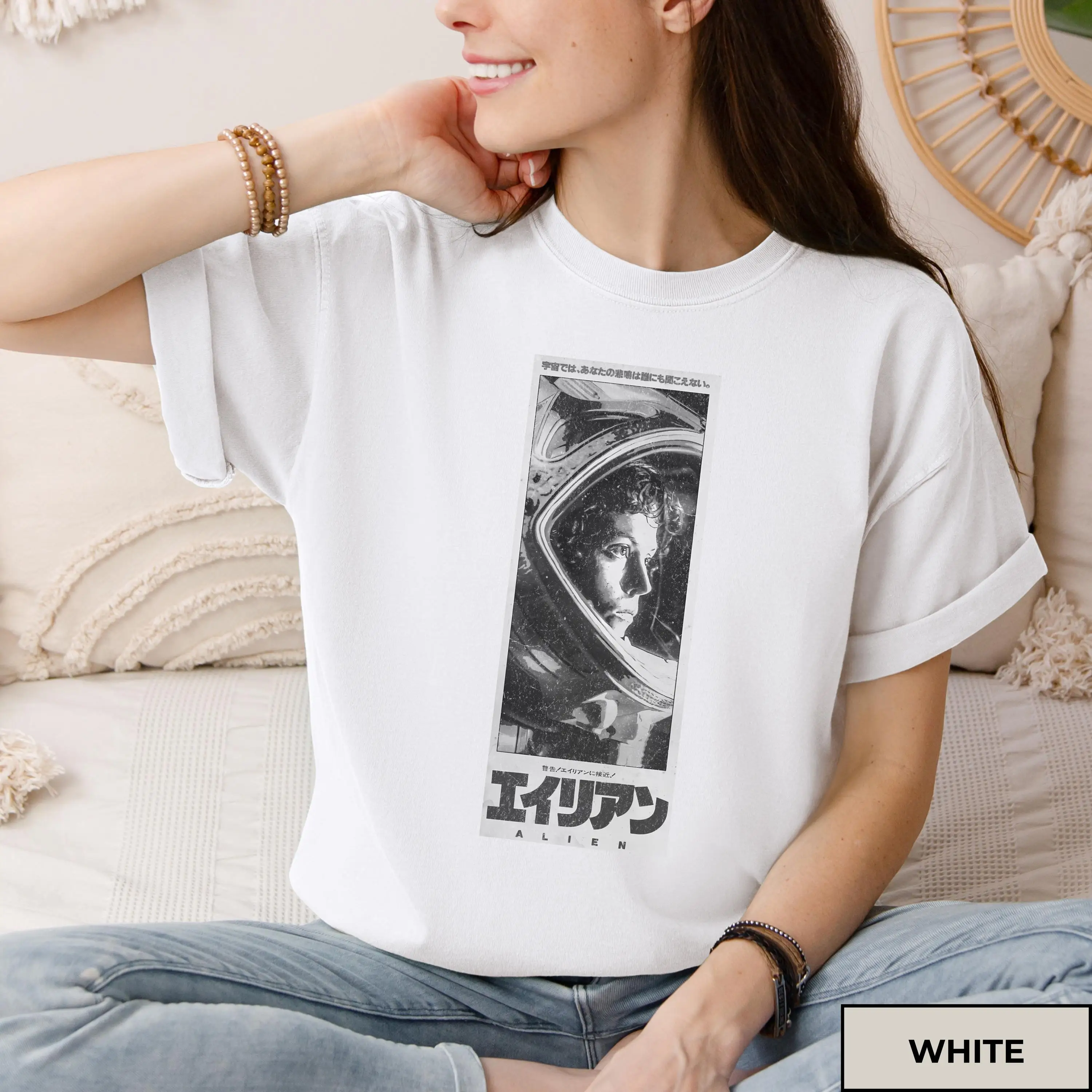 خمر 1979 الغريبة الفيلم تي شيرت البلوز اليابانية الخيال العلمي الراحة الألوان المحملة قصيرة الأكمام قميص للجنسين الرجال النساء كل موسم