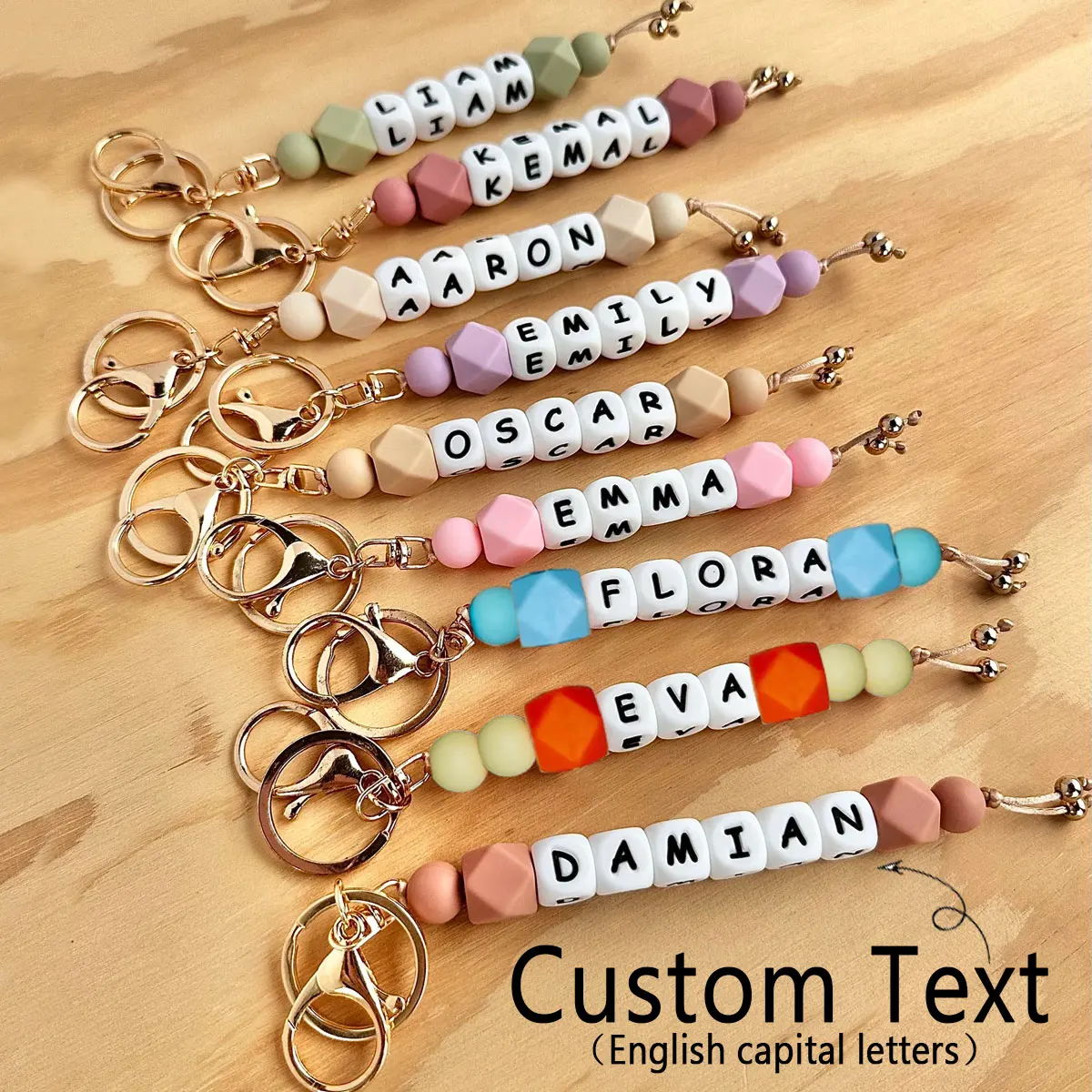 

1 шт. персонализированный красочный силиконовый брелок с бриллиантами, подвеска для сумки, персонализированные буквы, рождественский подарок/подарок на день рождения