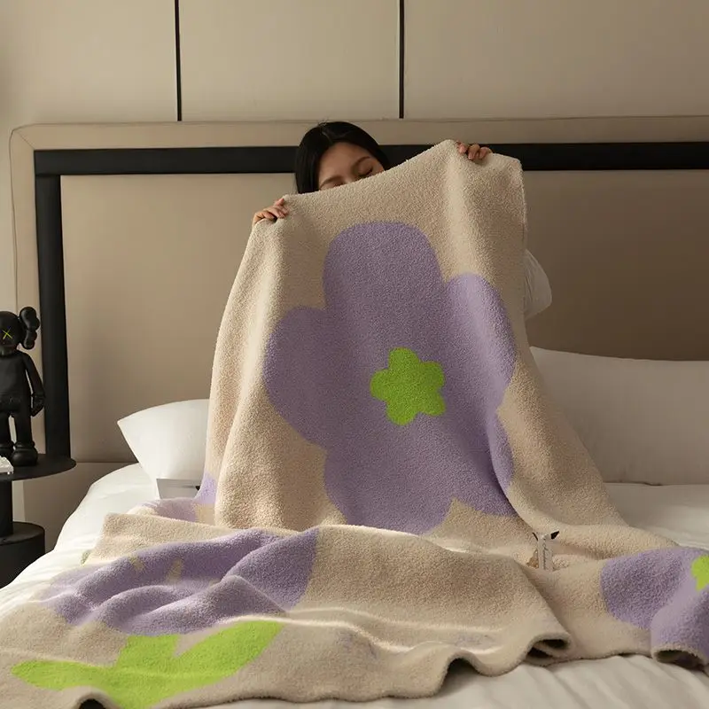 

Floral Half Fleece Pink Vase Pattern Sofa Shawl Blanket Nordic Summer Air Conditioning Blanket Office Nap Blanket