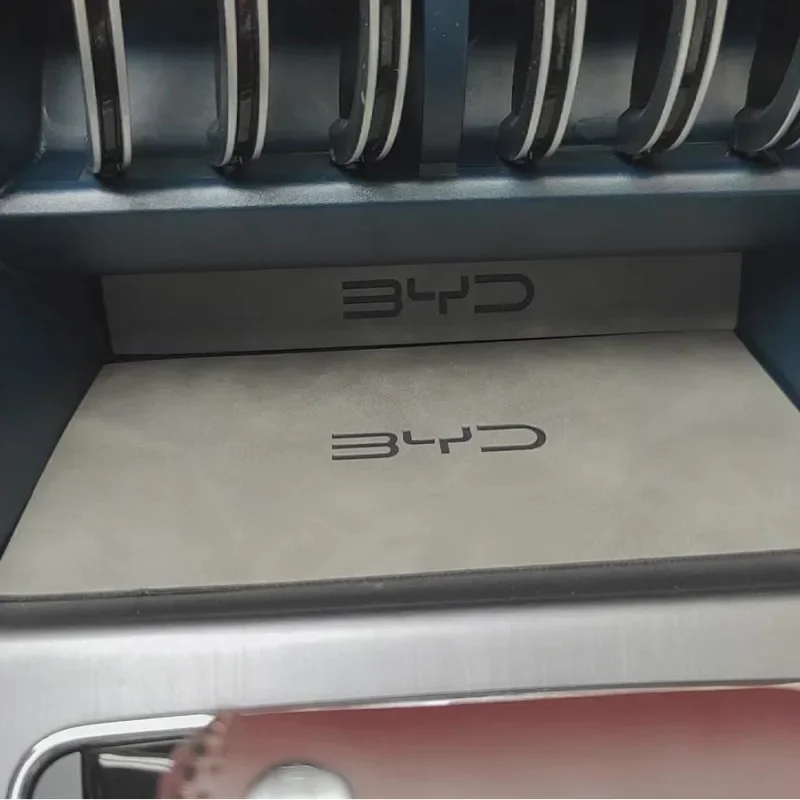 الجلود سيارة المياه كوستر الهاتف المحمول سجادة ضد الإنزلاق تخزين مقصورة تعديل حصيرة ل BYD ATTO 3 يوان زائد 2022 2023