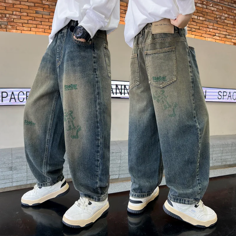 

Джинсы свободного кроя для подростков от бренда Streetwear, повседневные синие джинсовые брюки для мальчиков, школьные повседневные брюки для детей от 5 до 14 лет