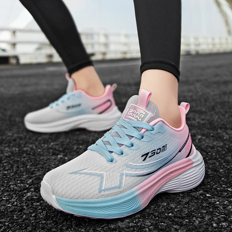 

2025Summer Breathable Lightweight plaid High Quality New Sneakers Casual Sneakers36-44