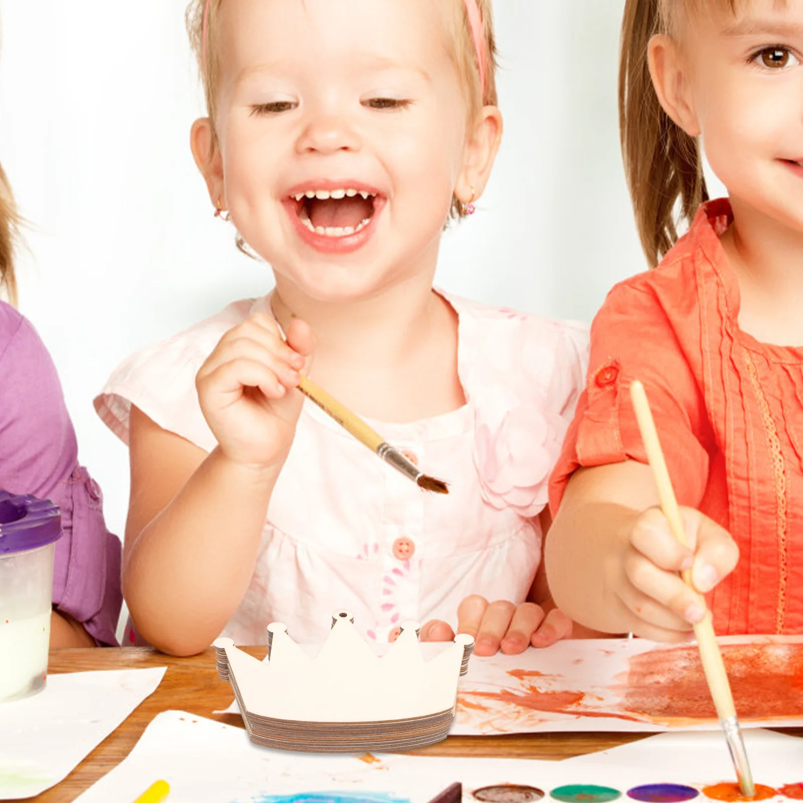 

10Pcs Miniature Crown Pendants Sincere Wood Crafting Decor for DIY Accessories Handmade Jewelry Home Wall Display