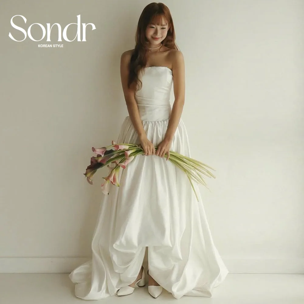 

Sondr Taffeta Strapless Korean Wedding Dresses New Hi-Lo Corset Back Bridal Gown Customized Japanese Photo Shoot Wedding Dresses