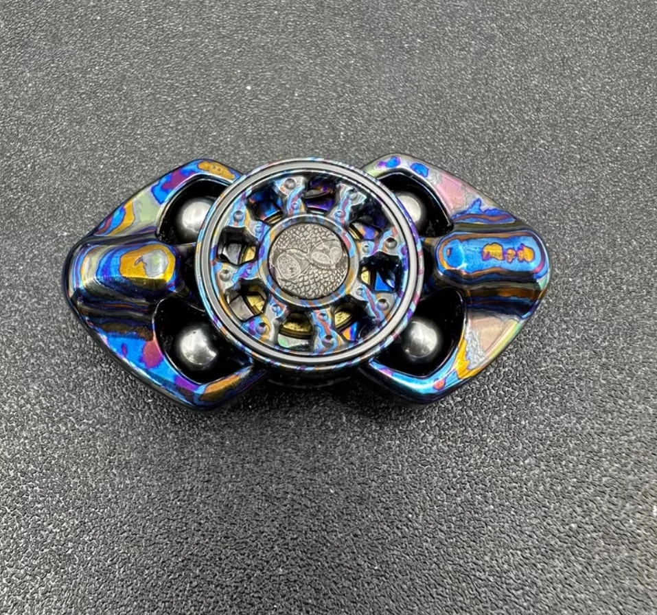

Б/у EDC Chimago Demon slaying King Kong spinner fidget декомпрессионная игрушка