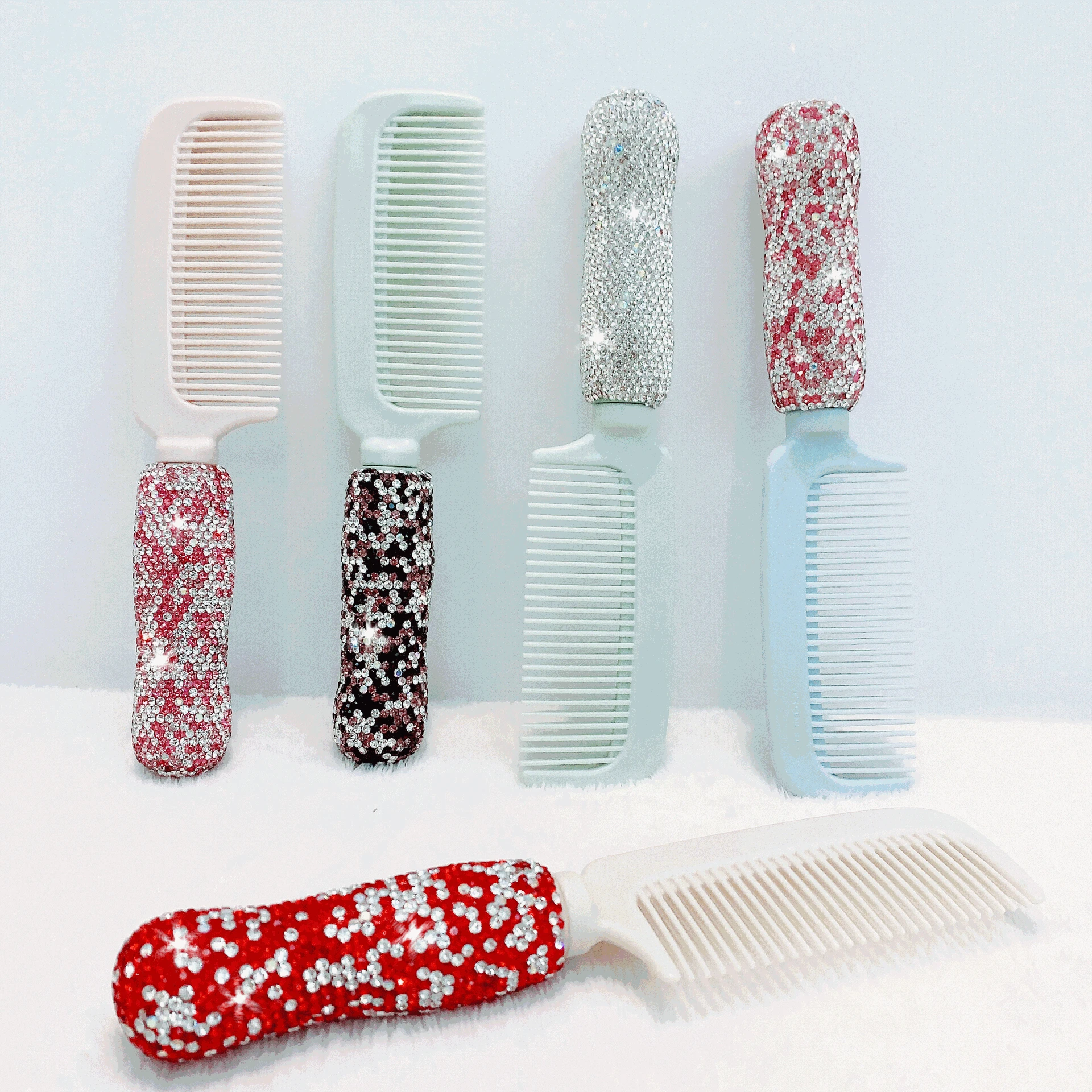 Sparkling Diamond Comb Makeup Hair styling Beauty Tools Portable Travel Massage Hair Comb Bathroom Accessories Bling Mirror