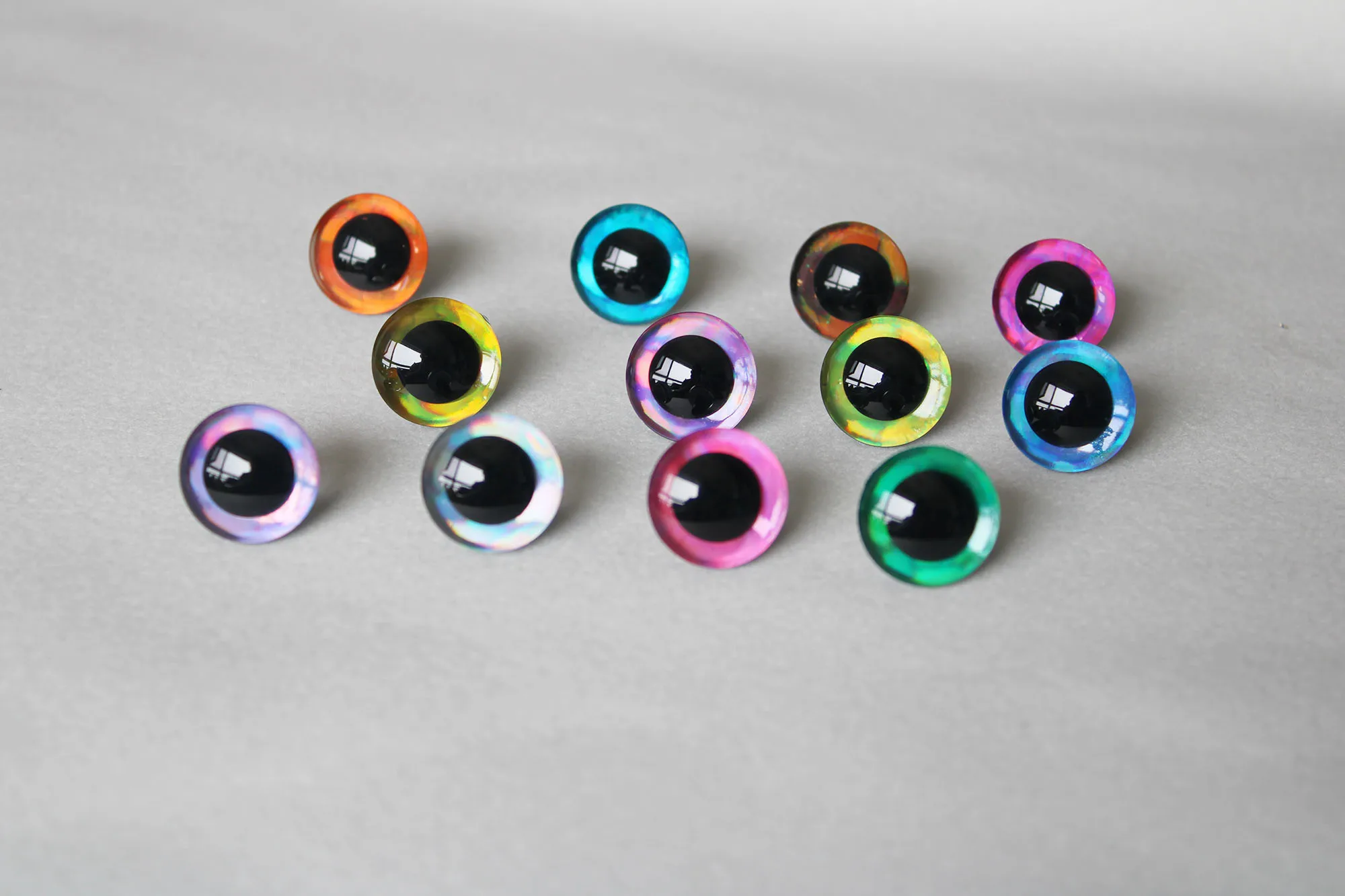 100szt 14mm 16mm 18mm 20mm 25mm 30mm 35mm Trapezowe oczy zabawek 3D KOLOROWE EYES Lalek bezpiecznych dla majsterkowiczów CRAFT--D12