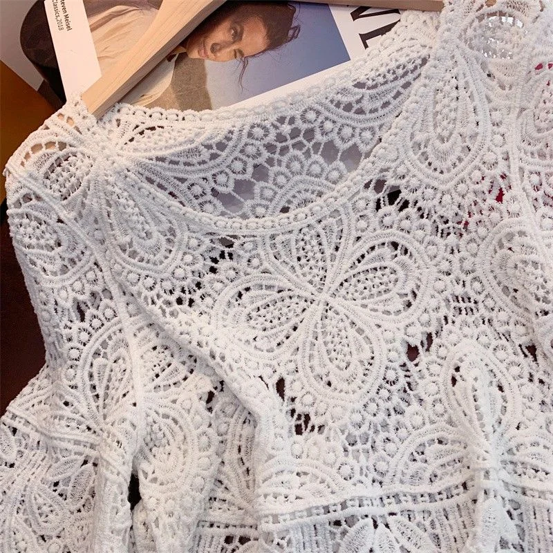 Plus Size Women\'s Fat mm Spring and Summer Lace Openwork Crocheted Shawl Cropped Sleeves Loose Pulloverround Collar Shirt Top