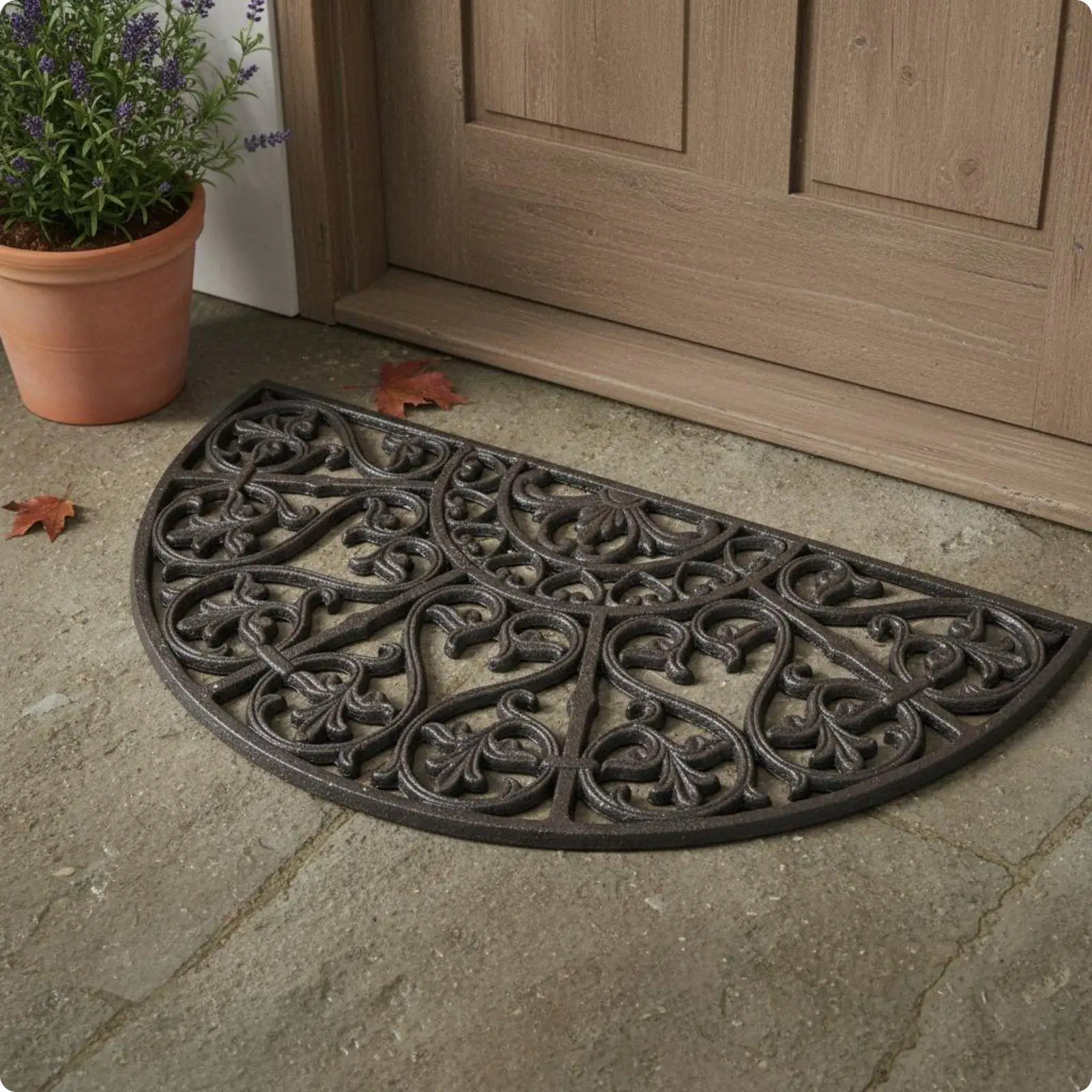 Heart Shaped Rustic Iron Entry Mat for Front Door Porch Courtyard Garden Path Vintage Openwork Design Doormat
