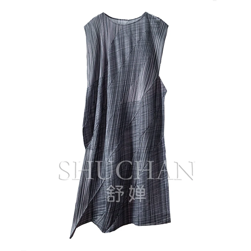 

Elegant Paper Man, Law G Irregularly Folded Miyake Pleated Loose Sleeveless Dress Women 75A9 birthday dress for women