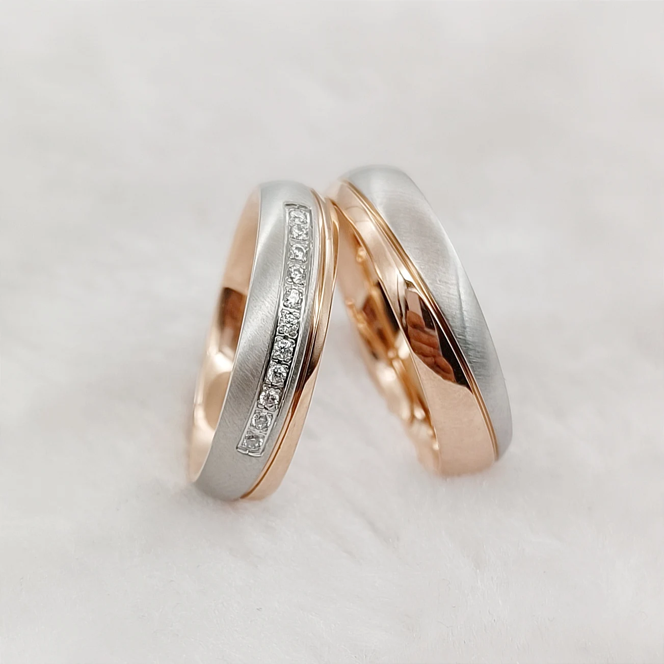 Unique Bicolor 14K Rose Gold Plated Wedding Rings Set for Couples Surgical Stainless Steel Jewelry Alliance