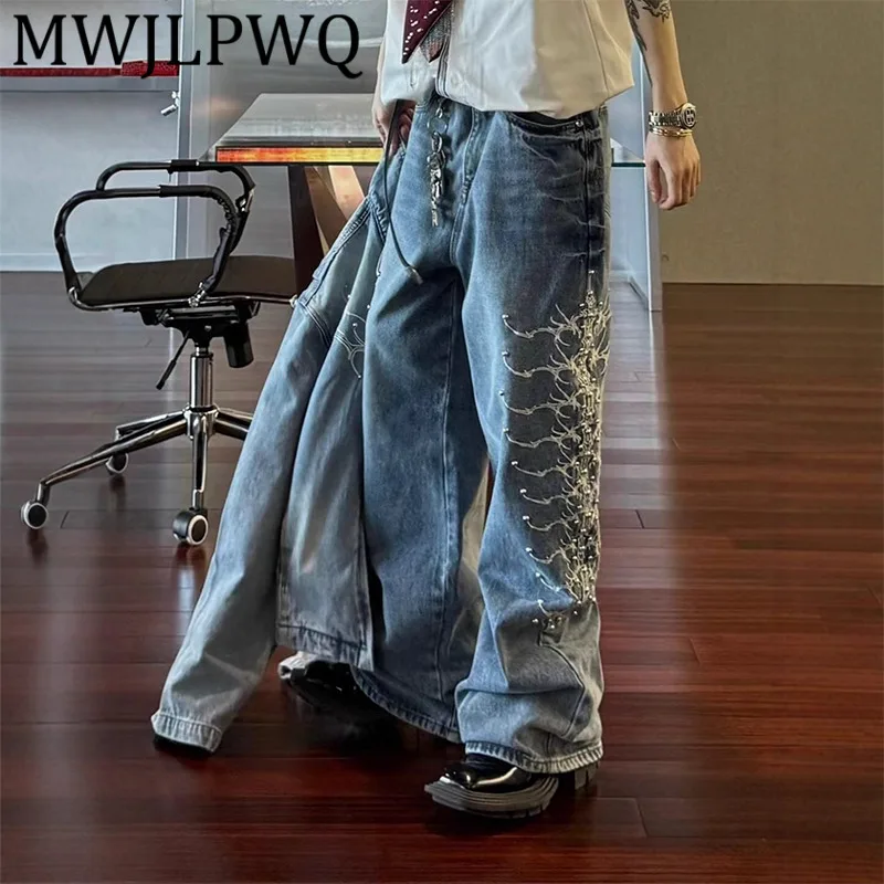 

MWJLPWQ Американские джинсы с принтом High Street, мужские осенние прямые свободные брюки в стиле хип-хоп с металлическими заклепками 12000