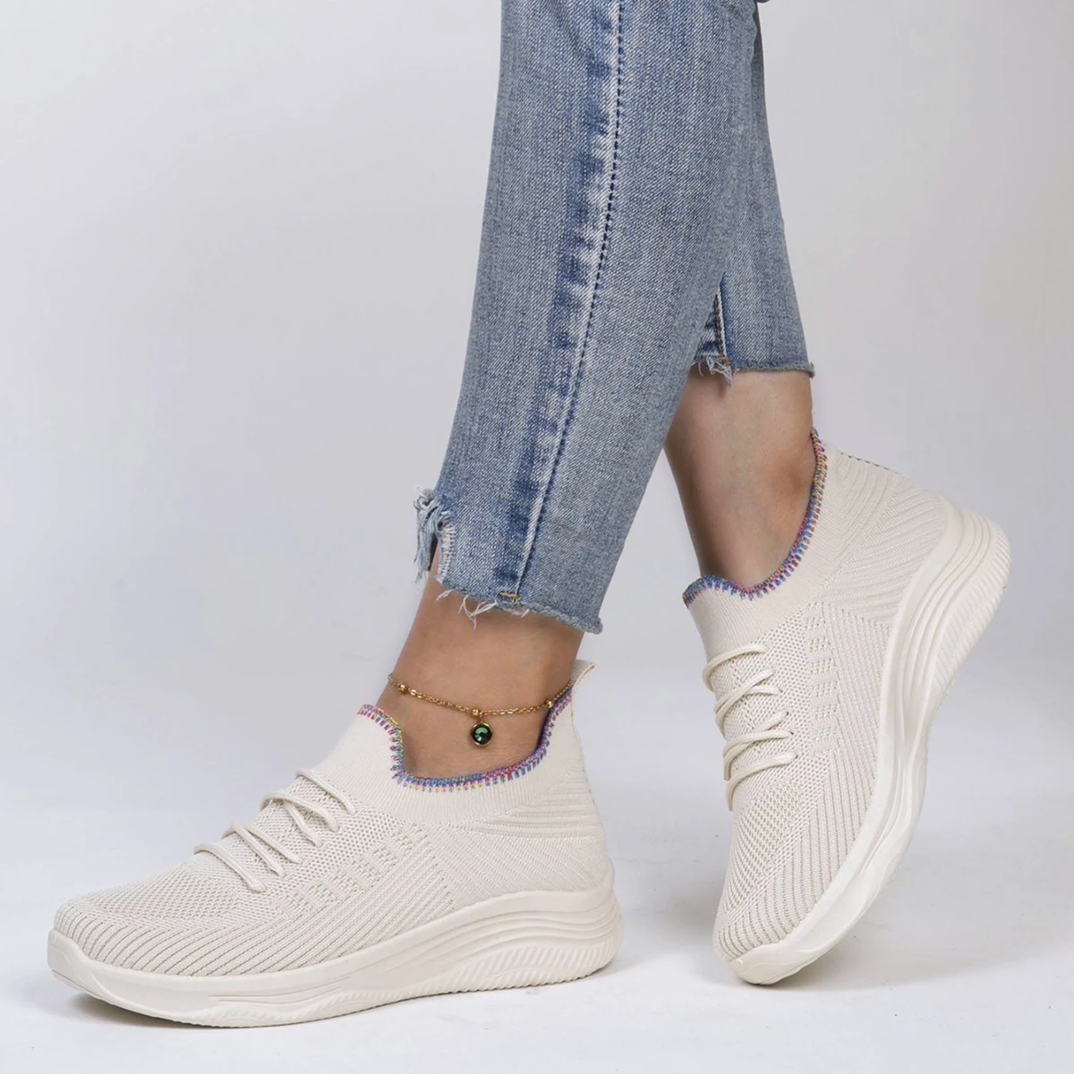 Spring new women\'s sports shoes, fashionable, breathable, lightweight, non-slip, wear-resistant, casual sports shoes, flat shoes