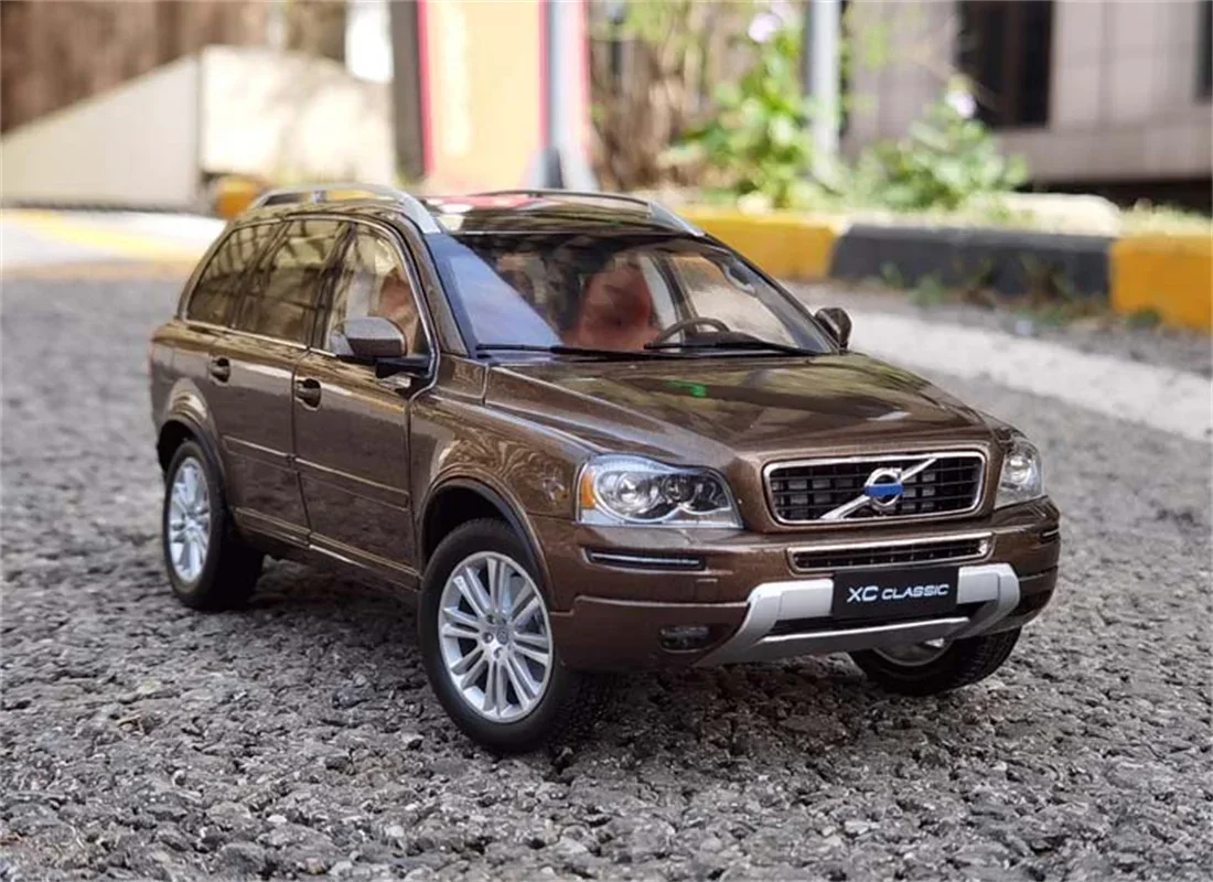 1:18 For Volvo XC Classic Diecast Car Model SUV Toys Kids Boy toys Hobby Gifts Brown Collection Ornaments Display