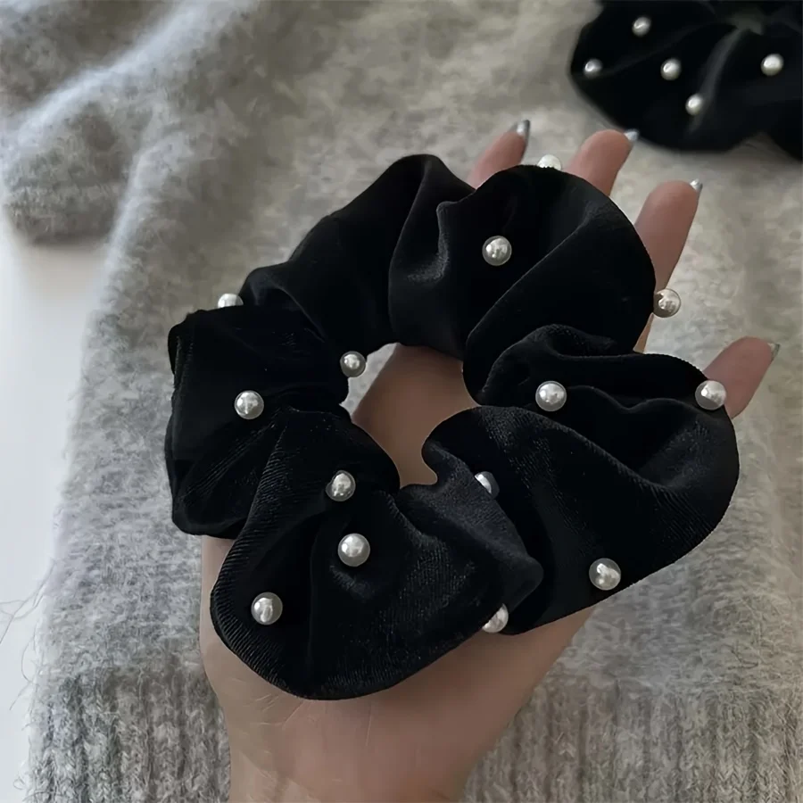 2 Stück französischer Stil, schwarze Satin-Perlen-Plissee-Haargummis, Vintage-elegante Haar-Accessoires, weiche Haarbänder für den täglichen Gebrauch von Frauen – Detail 5