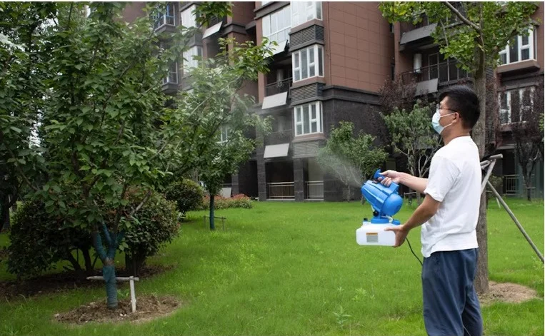 

Electric ULV Portable Fogger Sprayer Machine Atomizer Mist Cold 32.8ft Spraying for Hotel School 4.5L(1.2 Gallon) EU 220V
