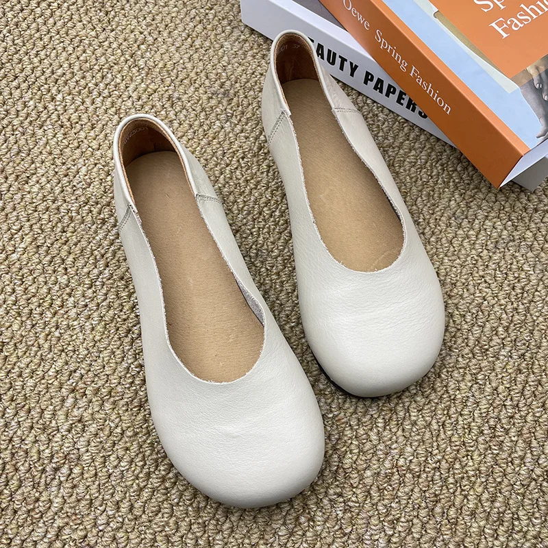 

Genuine Leather Shallow Mouth Soft Sole Shoes High quality Office Lady Simple Vintage Style Comfortable Flat Shoe