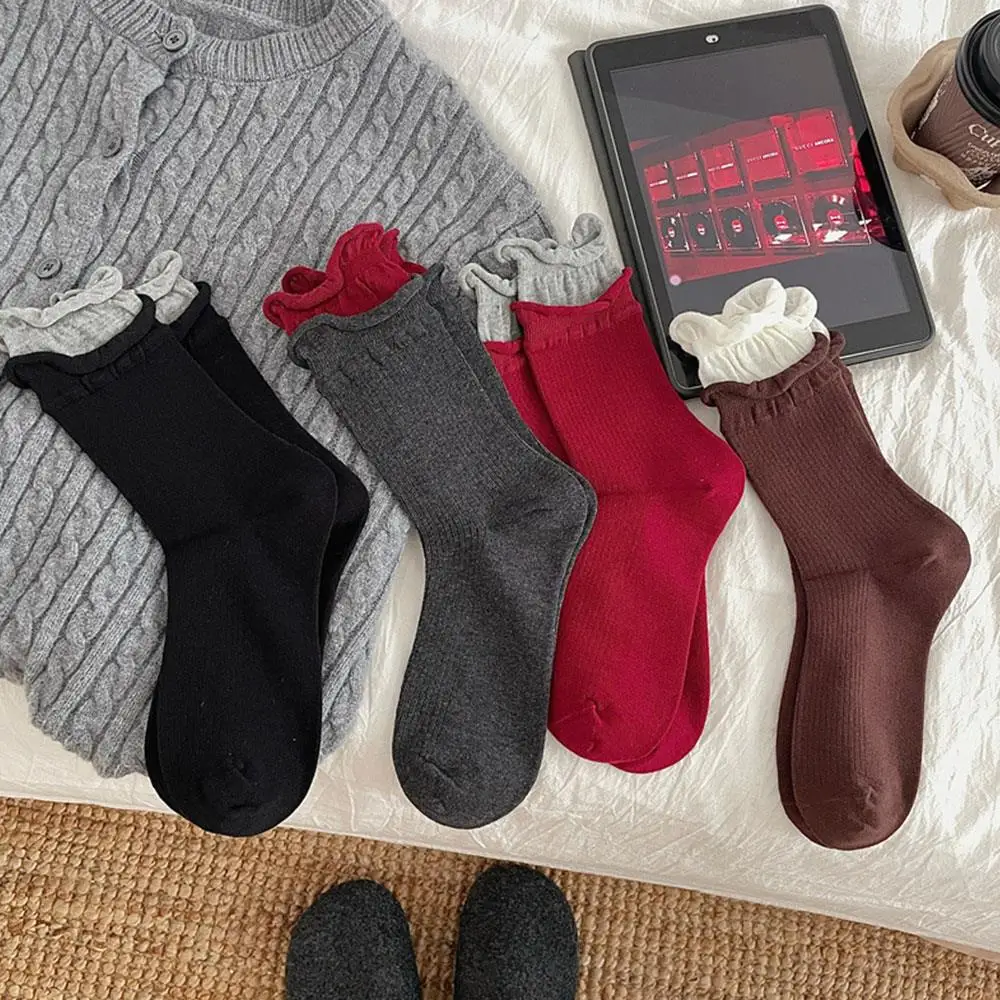 

Ворс носков с цветными блоками Носки средней длины Искусственные двухсекционные цветные чулки до середины икры Ангорские красные носки в корейском стиле