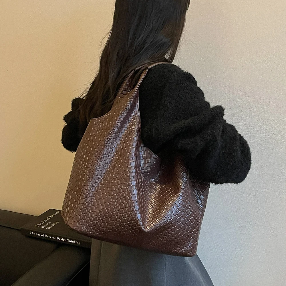 Hobo-Schultertasche, gewebte Textur, großes Fassungsvermögen, mit Magnetverschluss, elegant für den täglichen Arbeitsweg und zum Einkaufen in der Stadt – Detail 11