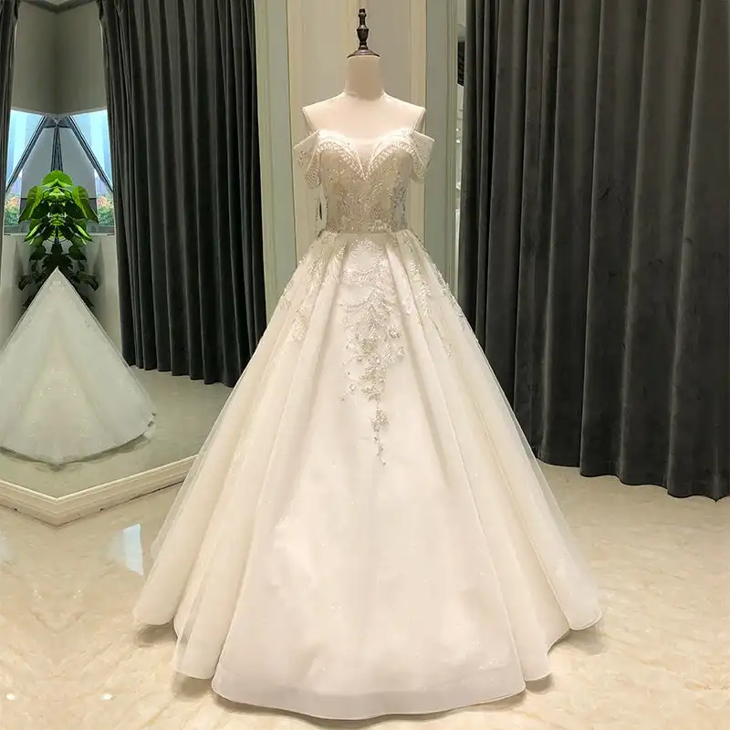 

Customized A Line Wedding Dress Crystal Crystal Lace Flower Beads Bridal Collection Set High Quality Wedding Gowns Plus Size
