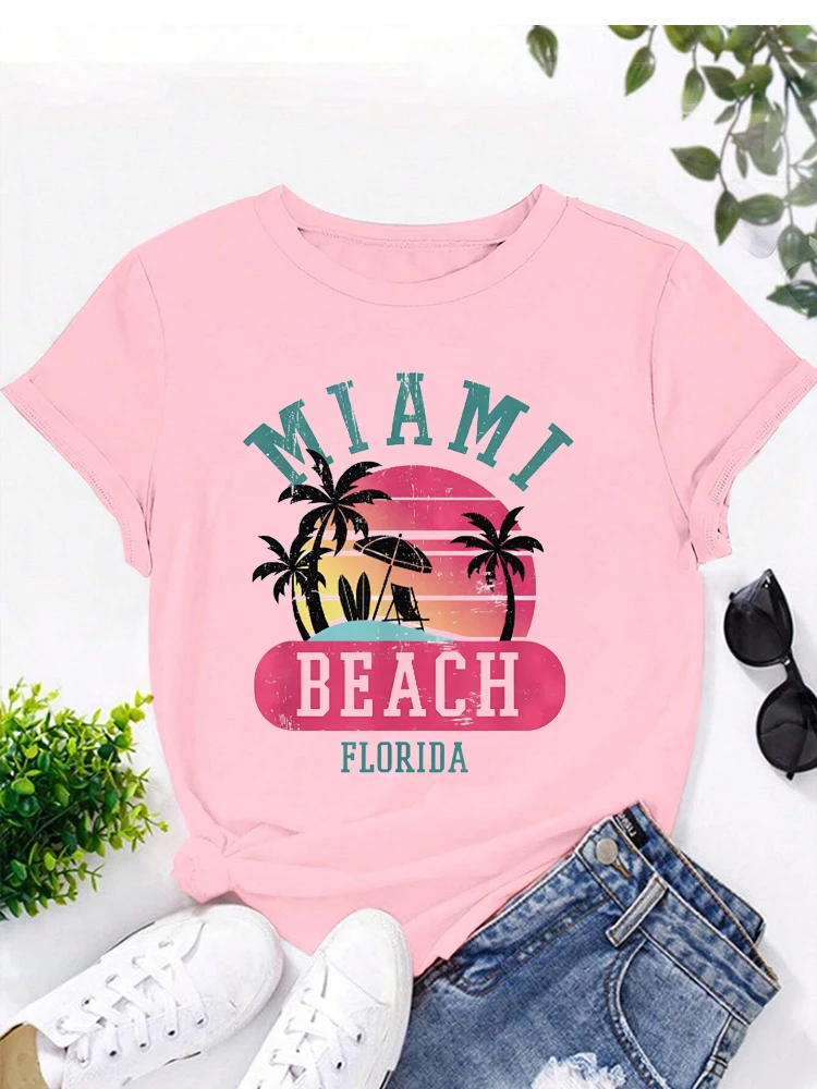 Retro Miami South Beach Summer Gift Women T-shirt  Fun cute tops for teen graphic tees women tshirts for women Summer Tops