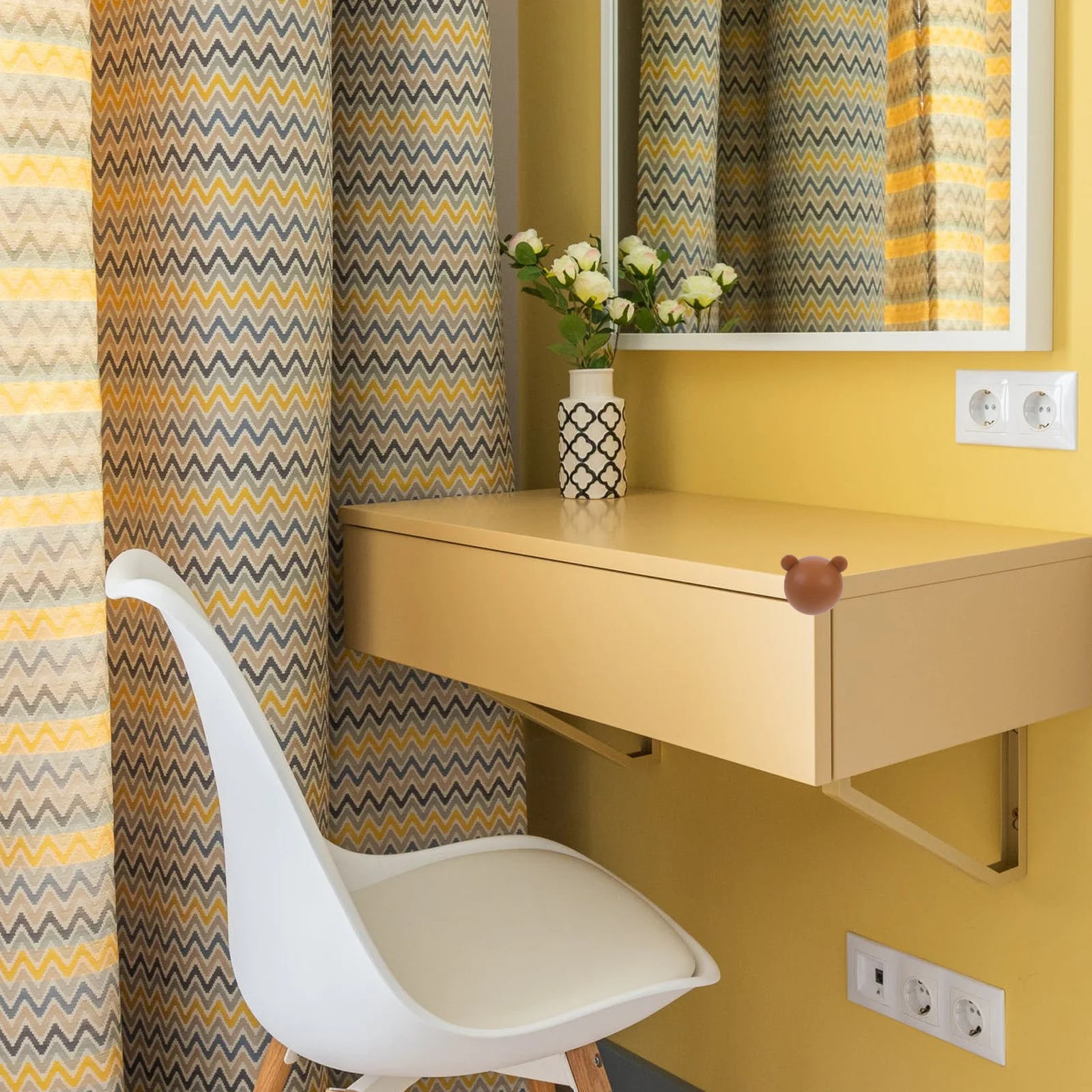 

1Set Animal Silicone Corner Guards Covers Assorted Colors Durable Strong Sticky Removable Corner Protectors for Desk Table Bed