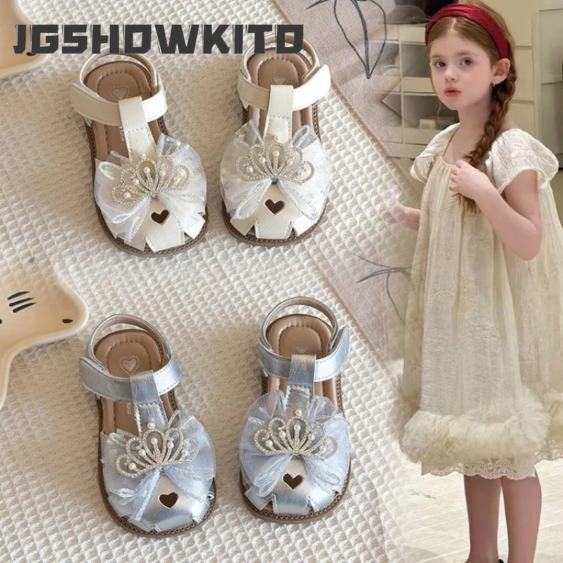 JGSHOWKITO Girls Rhinestone Sandals Summer New Crown Kids Bow Hollow-out Dress Shoes School Wedding Party Children Flat Sandals