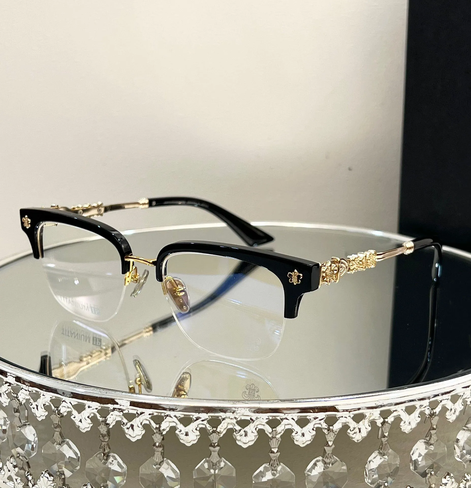 The New Vintage Frame Plate Handmade Punk Trend Acetate With Titanium CH8220 Men and Women Universal Prescription Glasses