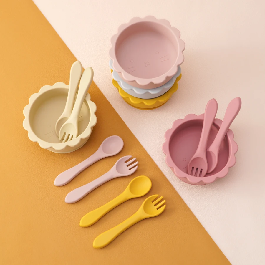 3PCS Silicone Tableware Sets For Baby Suction Cartoon Lion Shape Bowl Soft Spoon Fork BPA Free Feeding Trianing Baby Stuff