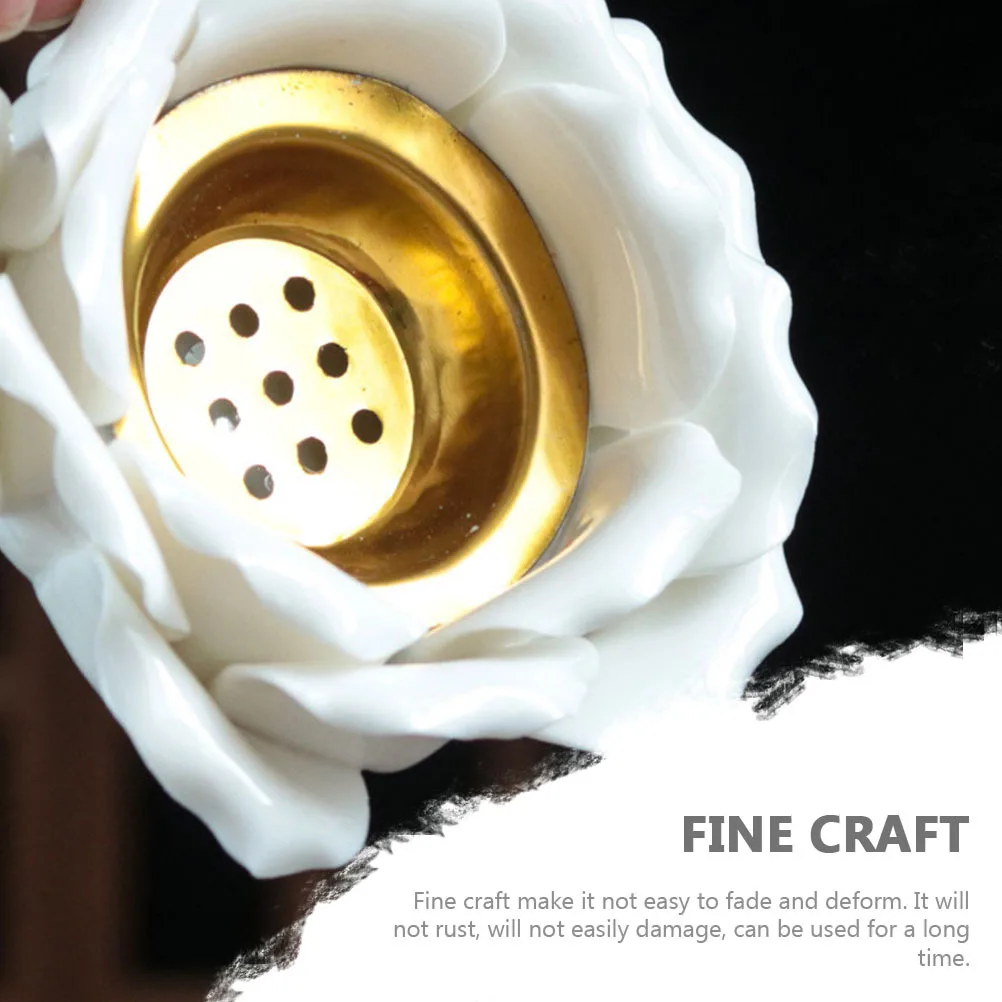 

Decorative Flower Candleholder Premium Ceramic Material Chic Candlestick for Home Decor Creative Gift Idea for Close Friends