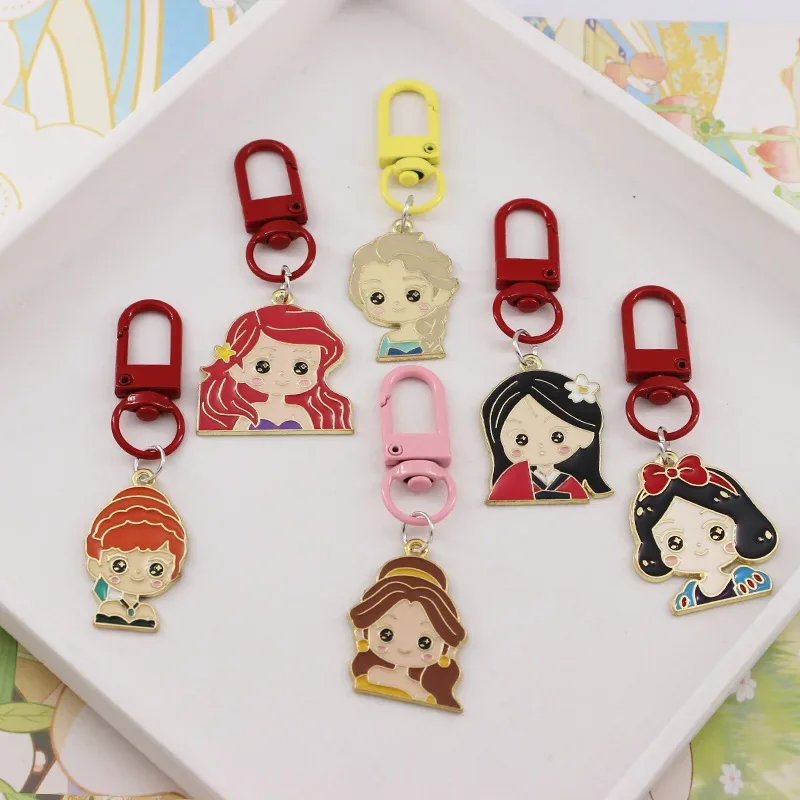 Disney Princess Keychain Cartoon Action Anime Figures Ariel Alice Snow White Tiana Pandent Cartoon Car Backpack Keyring Ornament