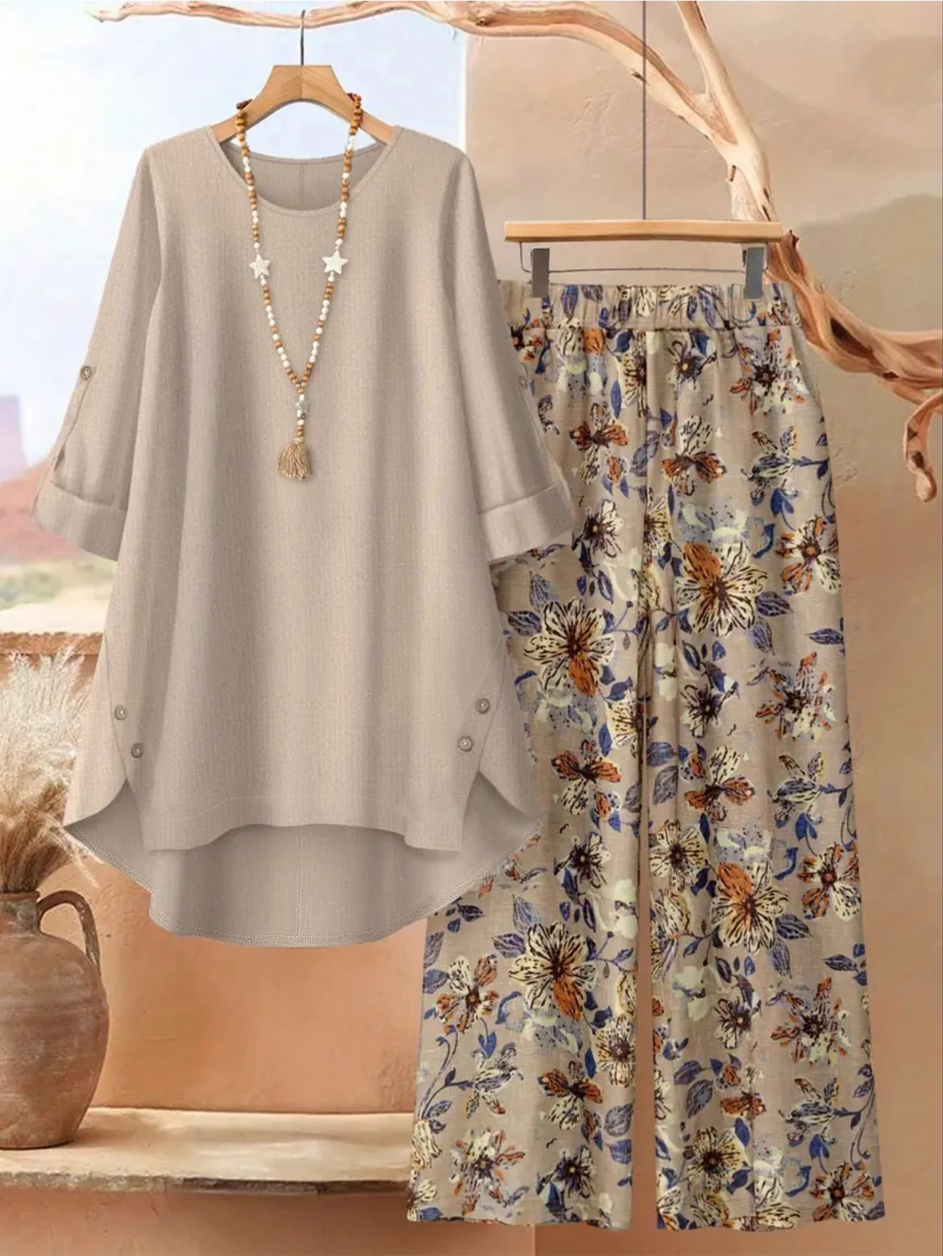 Plus Size Women Two Piece Set Solid 3/4 Sleeve Top Floral Wide Leg Pants Casual Outfit With Pockets
