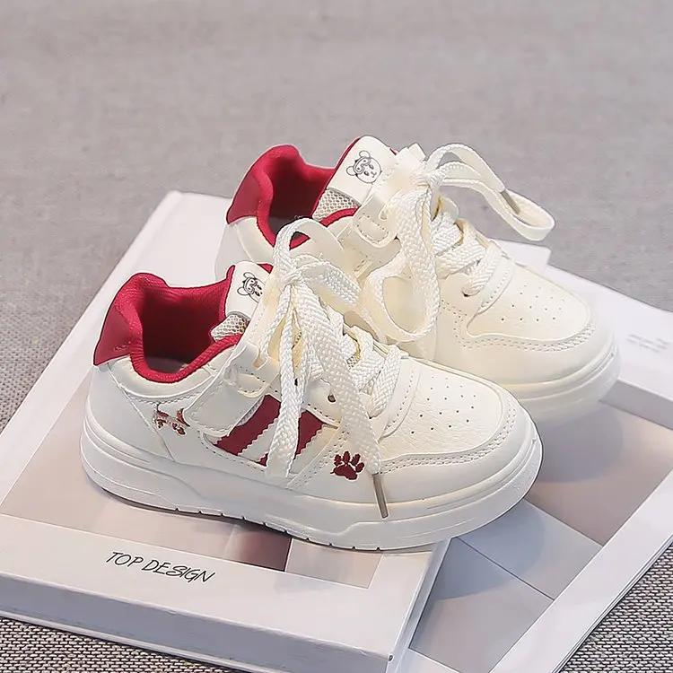 Girls' board shoes 2026 Spring and Autumn new children's shoes, children's casual shoes, versatile white shoes, small and medium