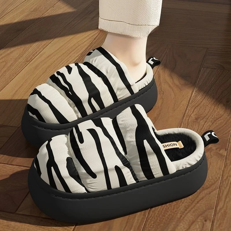 الخريف الشتاء صوف مبطن المرأة نعال من القطن البقرة طباعة لطيف سميكة وحيد الارتفاع زيادة المنزل مقاوم للماء الدافئة بعد الولادة