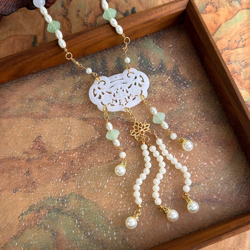 Necklace Chinese Vintage Tassel Long Jade Metal Pendant Hanfu Accessory for Traditional Dress Elegant Ornate Adjustable Chain