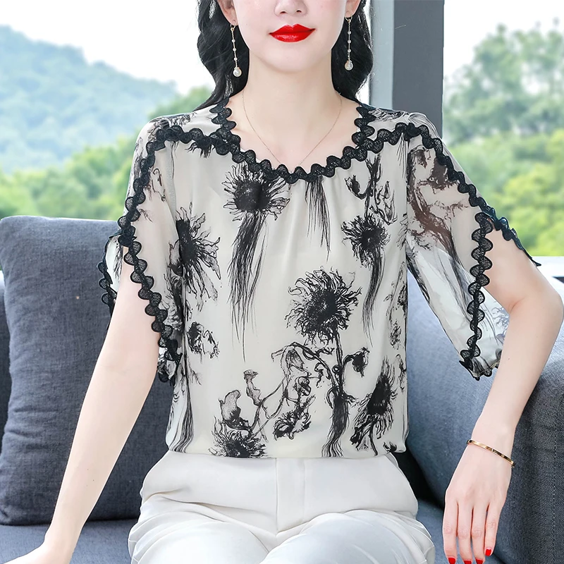 2024 Summer Clothing Flying Sleeve Chiffon Blouse Loose Casual Patchwork Lace Tops Vintage Printed Shirt