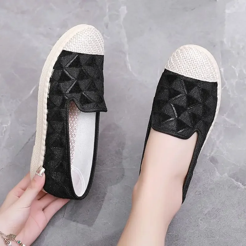 

Fashion 2025 Flat Slip On Shoes for Women New Designer Luxury Stylish Deals 39 Trends Light Cheap Y2k Korean Woman Footwear Sale